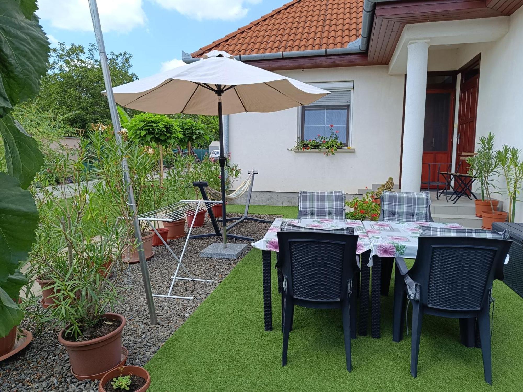 Nemeti Apartmanhaz Apartment Hajdúszoboszló Екстериор снимка